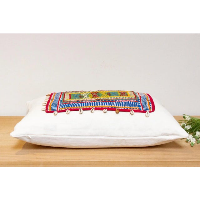 19th Century Khanpur Himalayas Tribal Antique Linen Pillow For Sale - Image 5 of 7