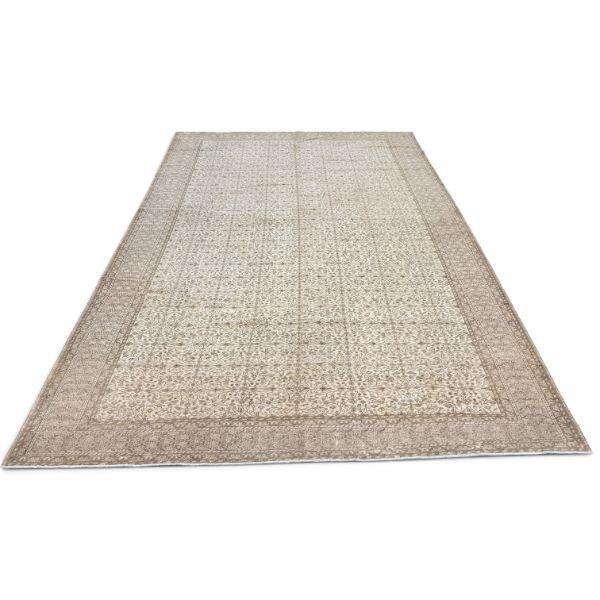 Turkish Antique Sivas Turkish Rug – Faded Ivory & Light Brown Allover Design For Sale - Image 3 of 4