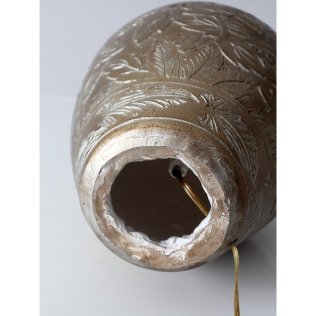 Pair of Vintage Chinoiserie Style Gilt Ceramic Table Lamps For Sale - Image 18 of 18