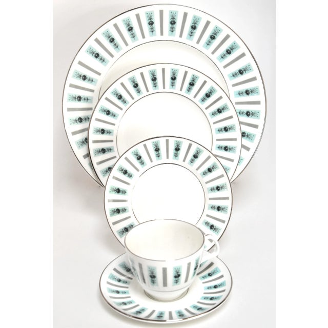 Mid-Century Modern Mid 20th Century Modern Foley English Bone China Dinner Service for Twelve- 60 Pieces For Sale - Image 3 of 6