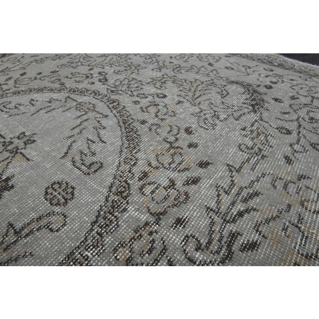 Textile 1970s Vintage Handmade Wool Cotton Grey Area Rug For Sale - Image 7 of 11
