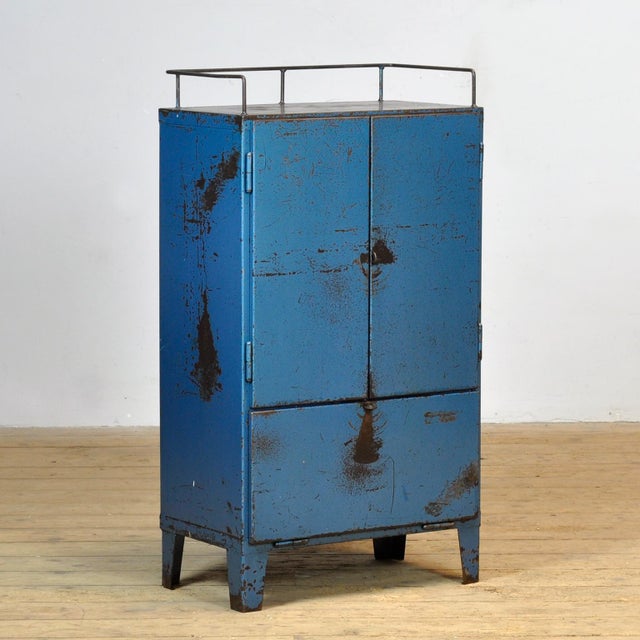 Industrial Industrial 4-Drawer Cabinet, 1970s For Sale - Image 3 of 14