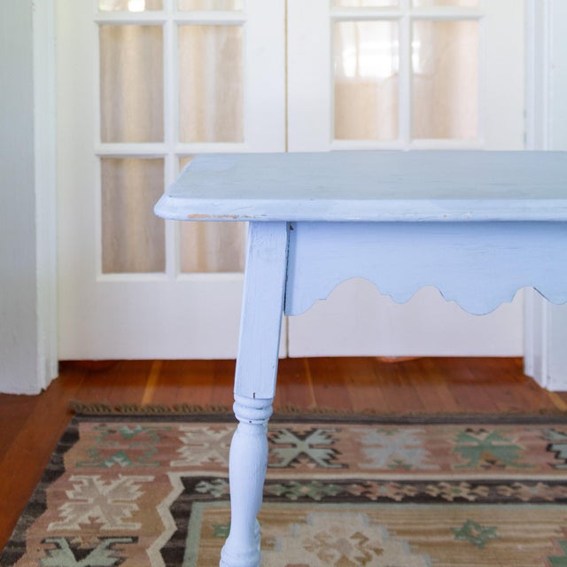 Early 20th Century Blue Painted Scalloped American Farmhouse Side Table For Sale - Image 9 of 18