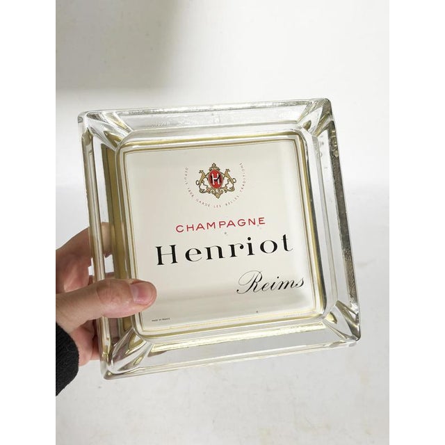Henriot Champagne Ashtray, Thick Glass, Square Design, France, 1960s For Sale - Image 12 of 13