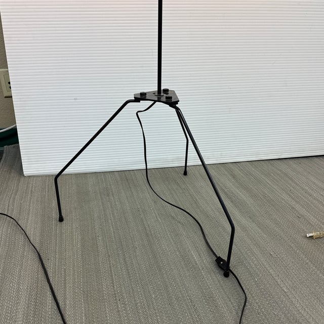 Isamu Noguchi Isamu Noguchi Akari Series Uf4-L8 Floor Lamp, High For Sale - Image 4 of 12