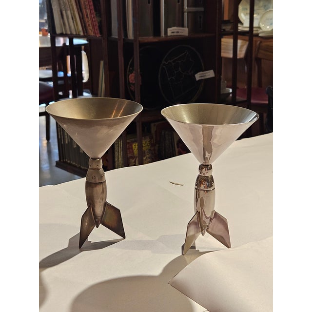 1960s MCM Godinger Signed Silver Rocket Ship 2 Martini Glass Set For Sale In Seattle - Image 6 of 8
