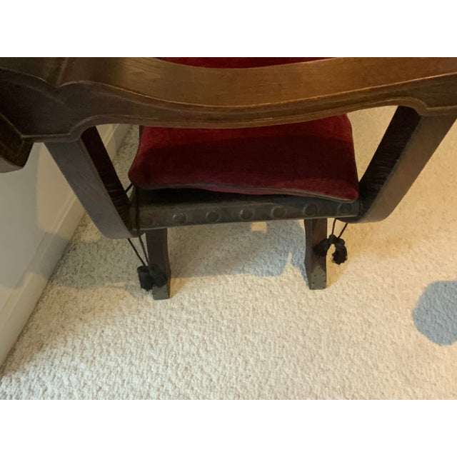 20th Century Pair Savonarola Chairs For Sale In New York - Image 6 of 13