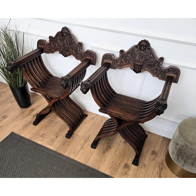 Brown Italian Savonarola Armchairs in Carved Walnut, 1900, Set of 2 For Sale - Image 8 of 12
