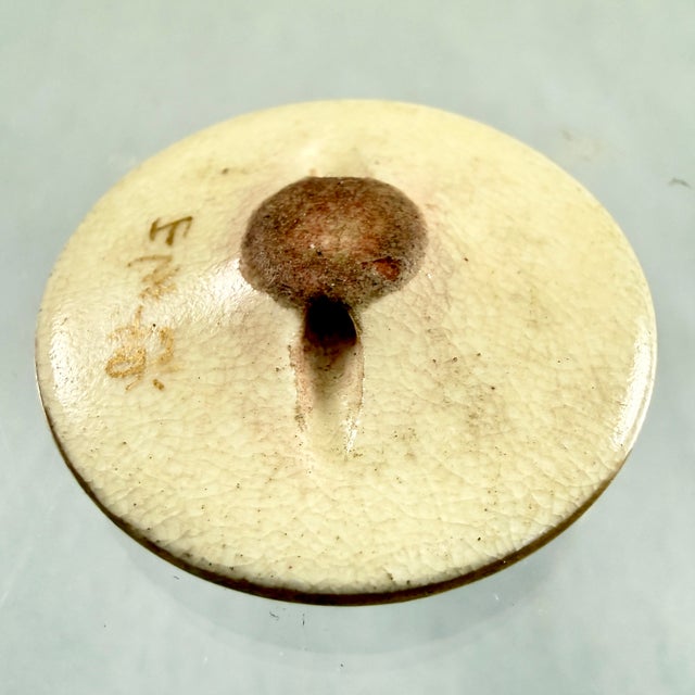 19th Century Satsuma Porcelain Pigeon Obi Button For Sale - Image 10 of 11