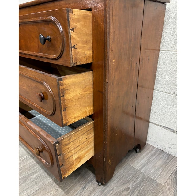 Antique American Victorian Walnut Cottage Chest of Drawers Commode For Sale - Image 9 of 12