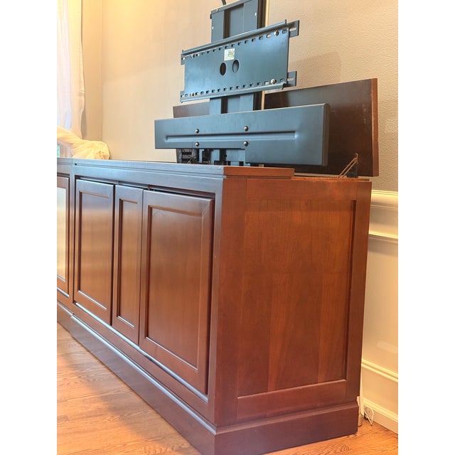 American Media Center & Audio Cabinet - Lift Cabinet - Hooker Furniture Usa For Sale - Image 3 of 6