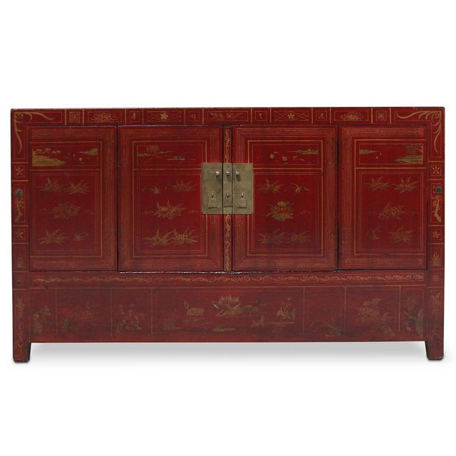 Red and Gold Dongbei Sideboard, in Good conditions. Designed before 1890