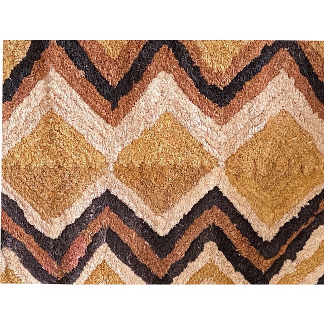 Vintage African Kuba Kasai Velvet Raffia Textile Zaire 21 "By 24" For Sale - Image 4 of 8