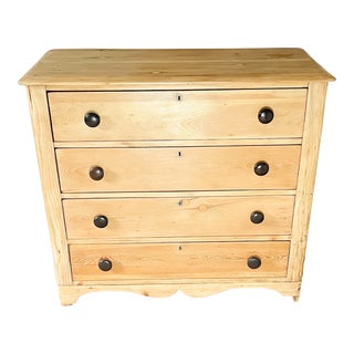 Antique Scrubbed Pine Chest of Drawers For Sale