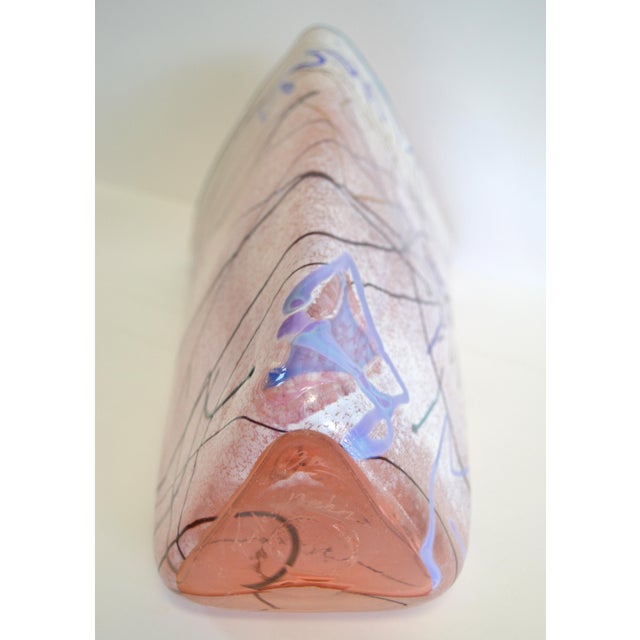 1980s Taylor Backes Triangle Shape Art Glass Colorful Op Art Vase For Sale - Image 10 of 12