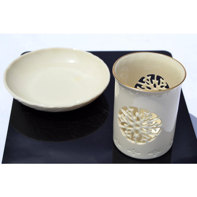 American 1960s Lenox Votive Snowflake Themed Candle Holder & Underplate Illuminations Collection For Sale - Image 3 of 13