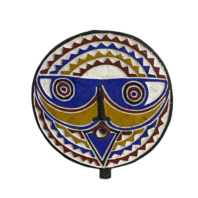 A beautiful and unique handcrafted Goli tribe mask that originates from the Akan people from Ghana and the Ivory Coast who...