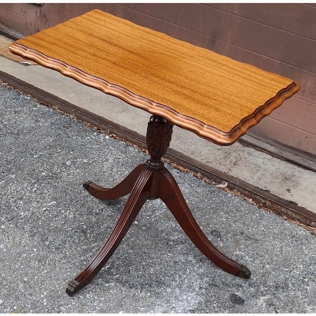 19th Century English Regency Mahogany Pedestal Supper or Occasional Table For Sale In Washington DC - Image 6 of 10