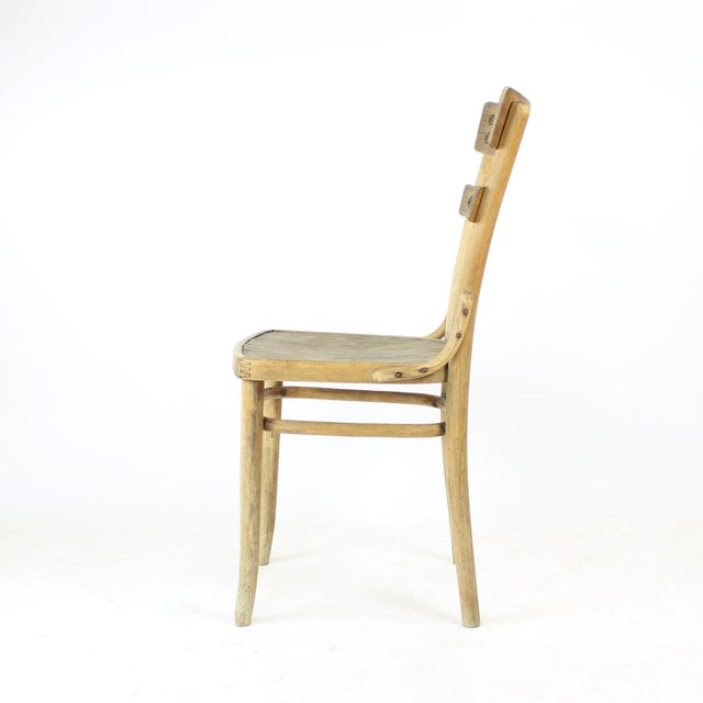 Bauhaus Vintage Bentwood Bistro Chairs from Thonet, 1920s For Sale - Image 3 of 14