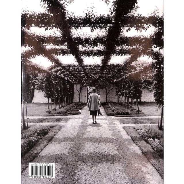 "The Gardens of Bunny Mellon" 2018 Holden, Linda Jane For Sale - Image 11 of 12