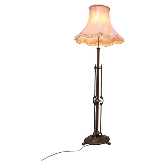 Gold Arts and Crafts Iron and Brass Telescopic Floor Lamp, 1880s For Sale - Image 8 of 8