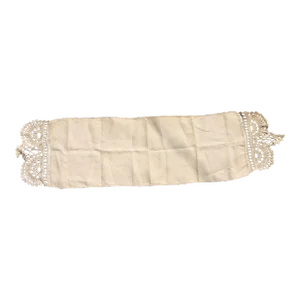 Vintage Hand Crochet & Linnen Table Runner