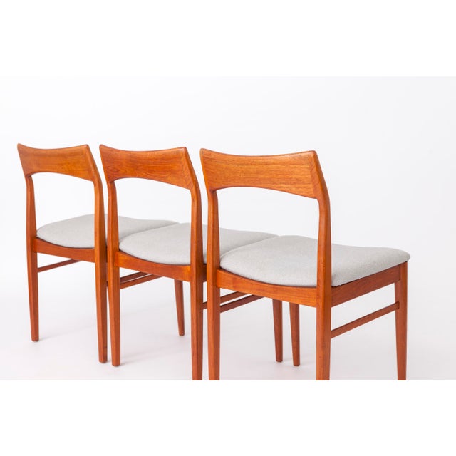 Wood Mid-Century Modern Danish Teak Dining Chairs by Henning Kjærnulf for Vejle Stolefabrik, 1960s, Set of 5 For Sale - Image 7 of 10