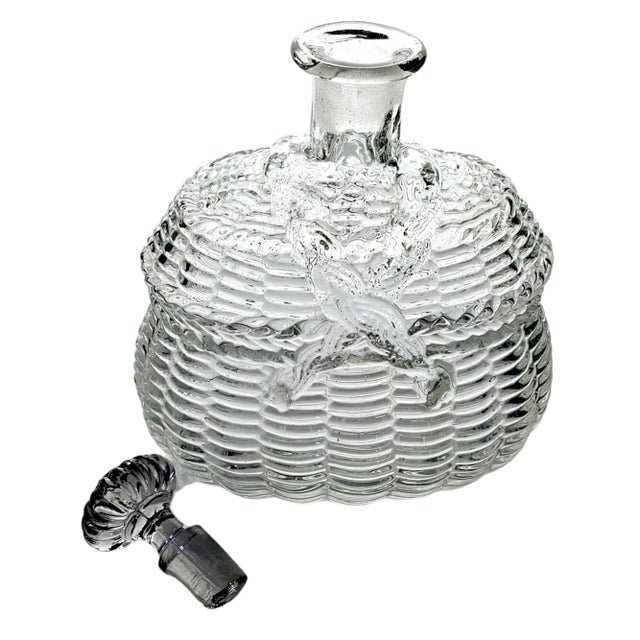 Legras bottle made for Debose liquor, Beautifully detailed with texture and a bow. Liquor Decanter, French Decanter,...