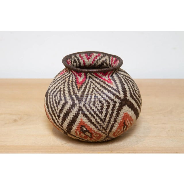 Tribal Finely Woven Earthy Diamond Motif Embera Basket For Sale - Image 3 of 7