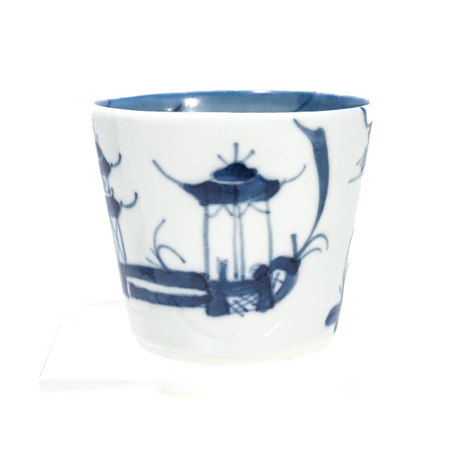 Early 19th Century Antique Blue & White Chinese Export Canton Porcelain Wine Beaker or Cup For Sale - Image 5 of 9