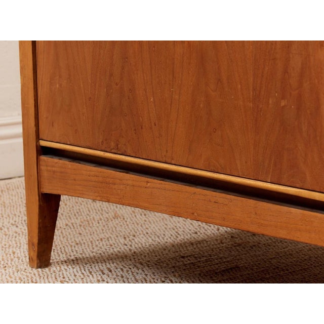 Burnt Umber Mid Century 1950’s Dixie Six Drawer Dresser For Sale - Image 8 of 12