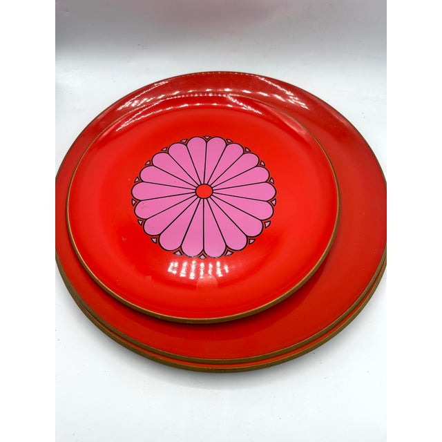 Mid 20th Century Vintage CTO Japan Melamine Flower Power Plates and Serving Platters, Set of 10 For Sale - Image 5 of 17