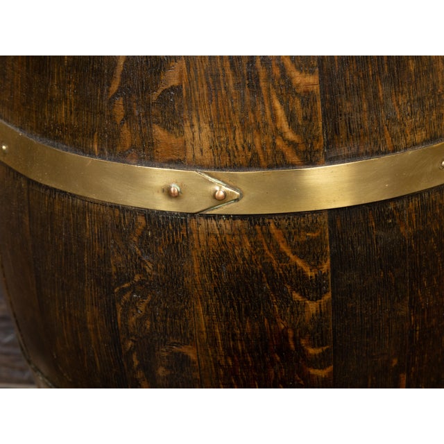 Wood English Turn of the Century Oak Barrel with Brass Braces, circa 1900 For Sale - Image 7 of 9
