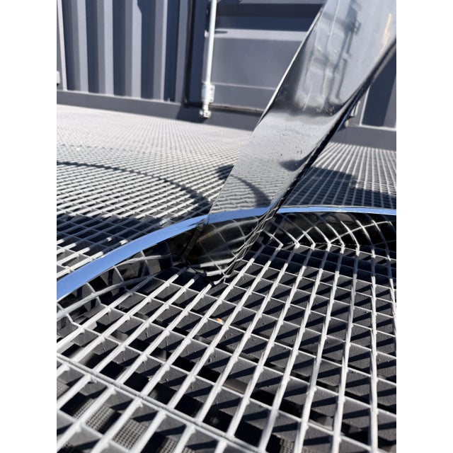 Mid-Century Modern Space Age Cantilever Dining Set in Chrome and Clear Glass attributed to Boris Tabacoff, France, 1970s, Set of 5 For Sale - Image 10 of 16