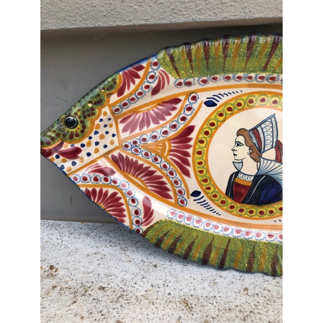 Art Deco Large French Faience Fish Platter Quimper Circa 1930 For Sale - Image 3 of 9