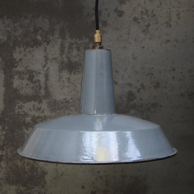 French vintage industrial pendant grey enamel, white interior. E27 / E26 Up to 250V (Europe/UK Standard).The wiring of...