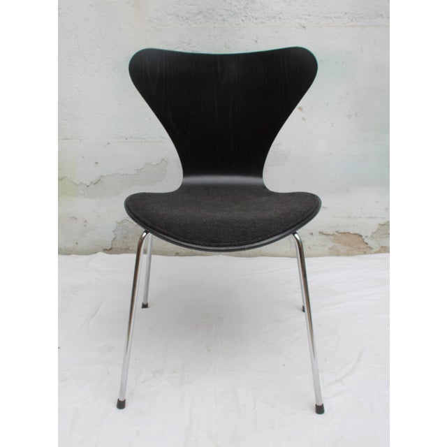 3107 Chair in Black with Upholstery by Arne Jacobsen for Fritz Hansen, 1997 For Sale - Image 12 of 13