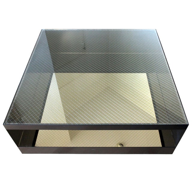 Joe D'urso 1980's Custom Modernist Minimal Grid Glass & Black Square Mirrored Display Coffee Table Inspired by Joseph d'Urso for Knoll For Sale - Image 4 of 8