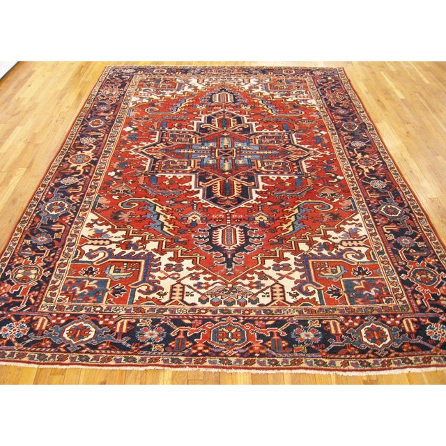 Traditional Vintage Persian Decorative Oriental Heriz Rug in Room Size For Sale - Image 3 of 10
