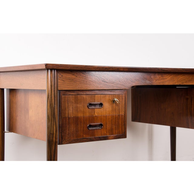 1960s Danish Desk in Rosewood and Brass by Arne Vodder for Sibast, 1960 For Sale - Image 5 of 18