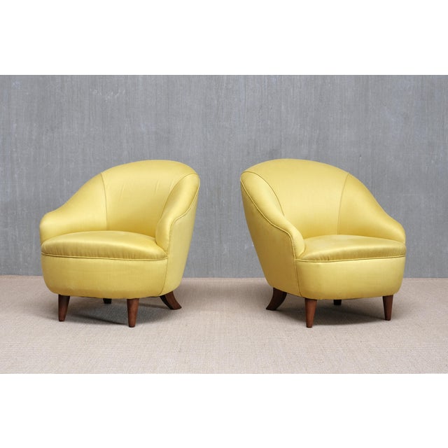 1930s Yellow Fabric and Walnut Armchairs by Gio Ponti, Italy, 1930s, Set of 2 For Sale - Image 5 of 15