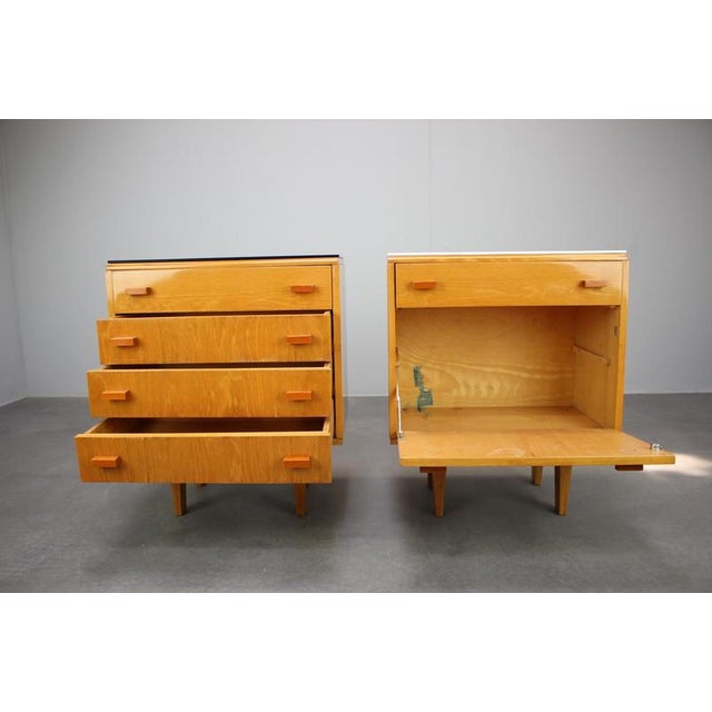 1960s Mid-Century Maple Nightstands with Black and White Tops by František Mezulaník, 1960s, Set of 2 For Sale - Image 5 of 18