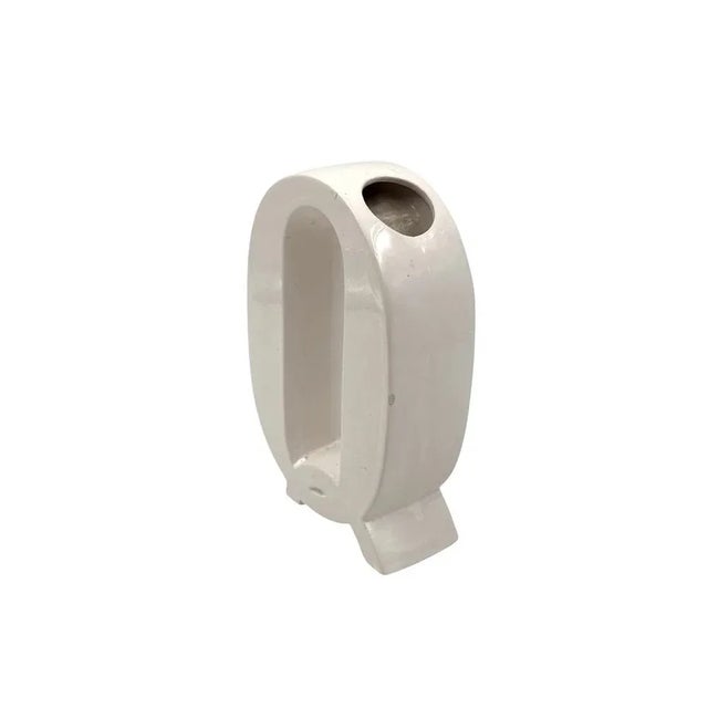 1970s Space Age White Q Letter Shaped Ceramic Vase by Marcel Radureau, 1970 For Sale - Image 5 of 11