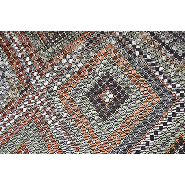 Textile 1960s Vintage Oversize Traditional Rug For Sale - Image 7 of 11