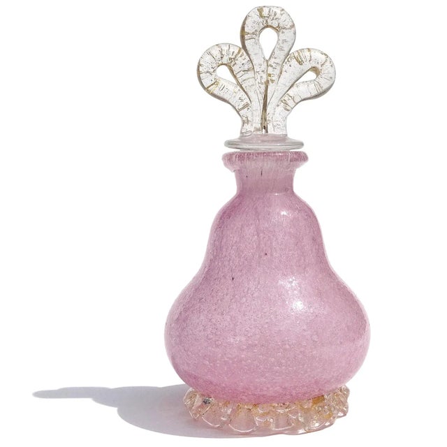 Art Deco Vintage Seguso Vetri d'Arte Murano Pulegoso Pink Ornate Gold Flecks Stopper Italian Art Glass Perfume Bottle For Sale - Image 3 of 10