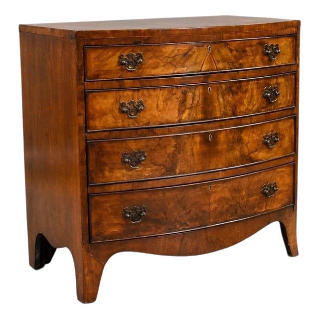 Early 20th Century Figured Walnut Bow Front Chest of Drawers, 1930 For Sale