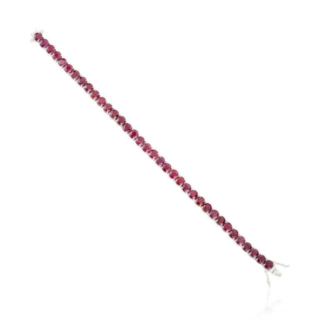 Contemporary Antique 26.05 Ct Ruby Tennis Bracelet in Sterling Silver For Sale - Image 3 of 13