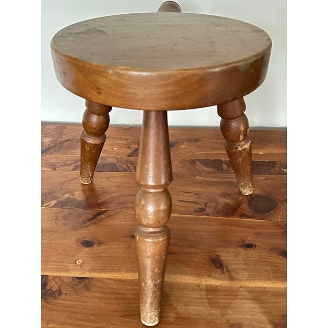 Vintage Mid 20th Century Wood Tri-Leg Milking Stool For Sale In Orlando - Image 6 of 10