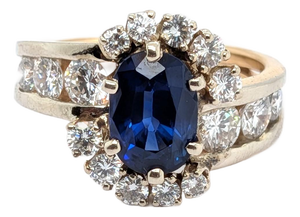 Late 20th Century 14k Yellow Gold Ring With Gia Certified Blue Oval Sapphire & Diamond Accents, Size 6.5