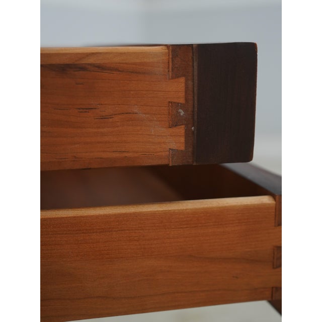 2000 - 2009 Stickley Cw-311 Colonial Williamsburg Mahogany Side Table For Sale - Image 5 of 18